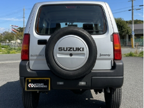 Rear vehicle section after painting