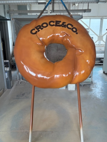 Production result: swim ring sculpture